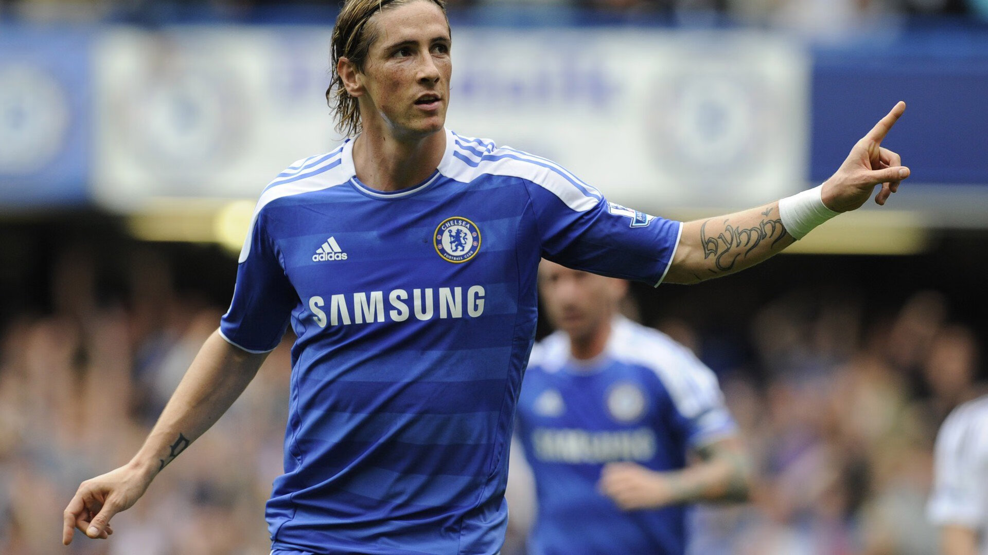 历史交锋重现，经典对决再度激烈展开，历史对战